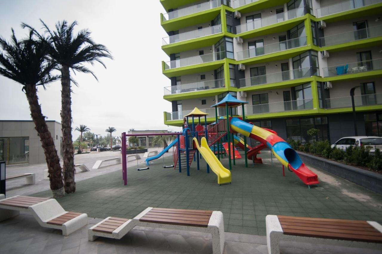 Excentric Apartament & Sea View By Alezzi นาโวดาริ ภายนอก รูปภาพ