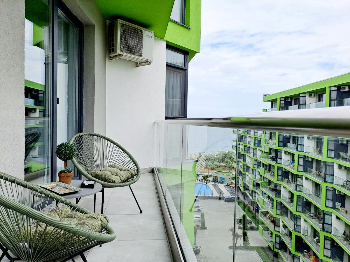 Excentric Apartament & Sea View By Alezzi นาโวดาริ ภายนอก รูปภาพ